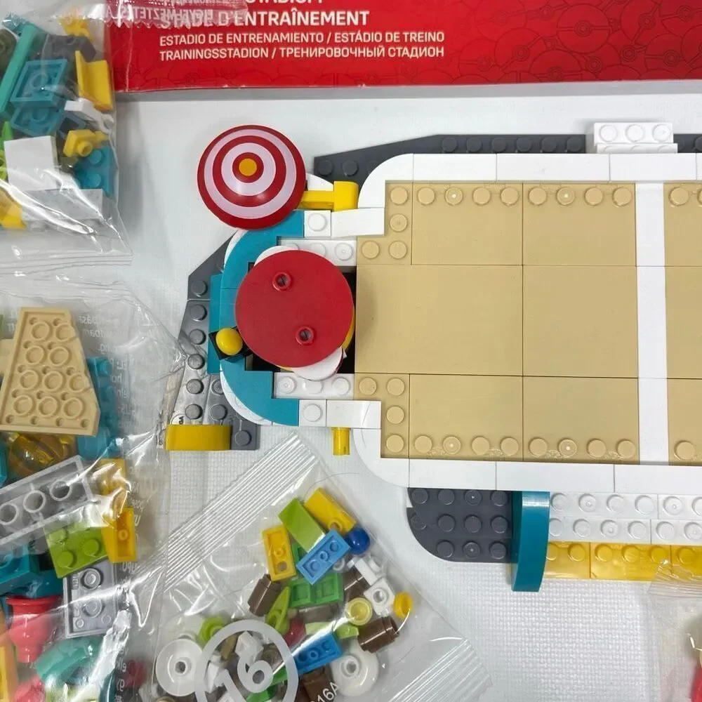 Mega Construx Pokemon Training Stadium Building Blocks Set 2023 #HWR82